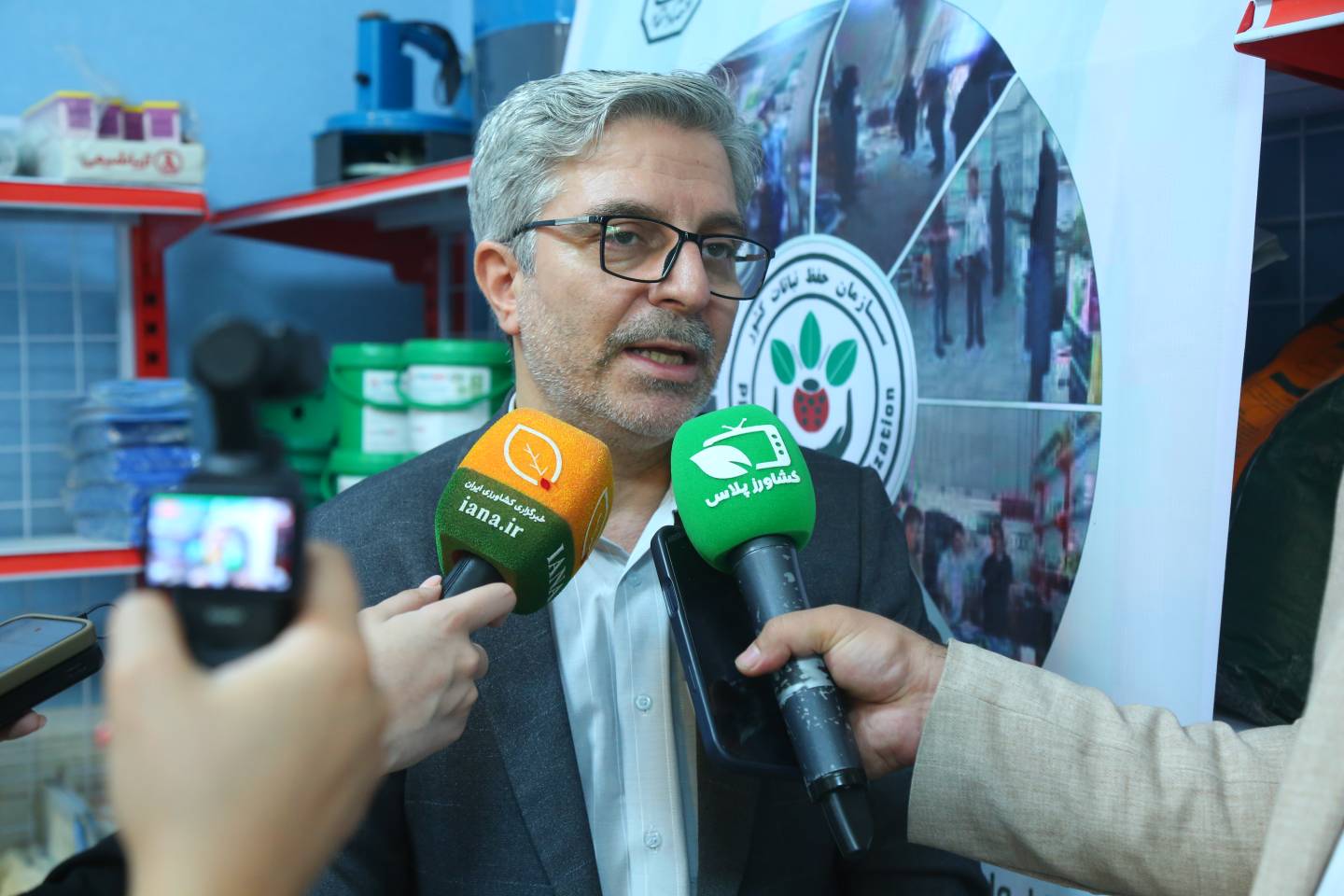 رهگیری اصالت آفت‌کش‌ها با QR کد و نشان استاندارد ملی اجباری شد